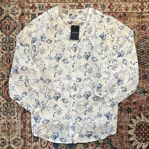 Lucky Brand Blue and White cottagecore Floral button down Blouse, medium, NWT